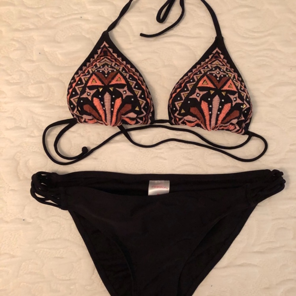 Xhilaration triangle bikini